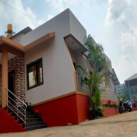 Maple Villa Mahabaleshwar Bagian luar foto